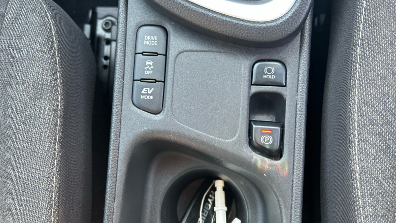 Toyota Yaris Cross 1.5 Hybrid Design 5dr CVT Hybrid Estate